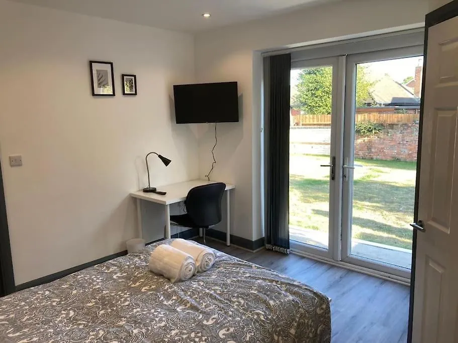Aparthotel Newly Refurbished Studio, Great Location 8 Studios Nottingham