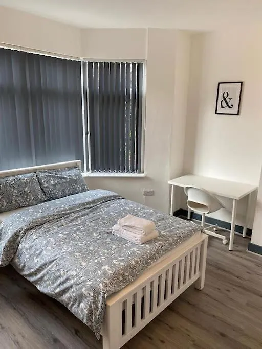 Newly Refurbished Studio, Great Location 8 Studios Nottingham United Kingdom